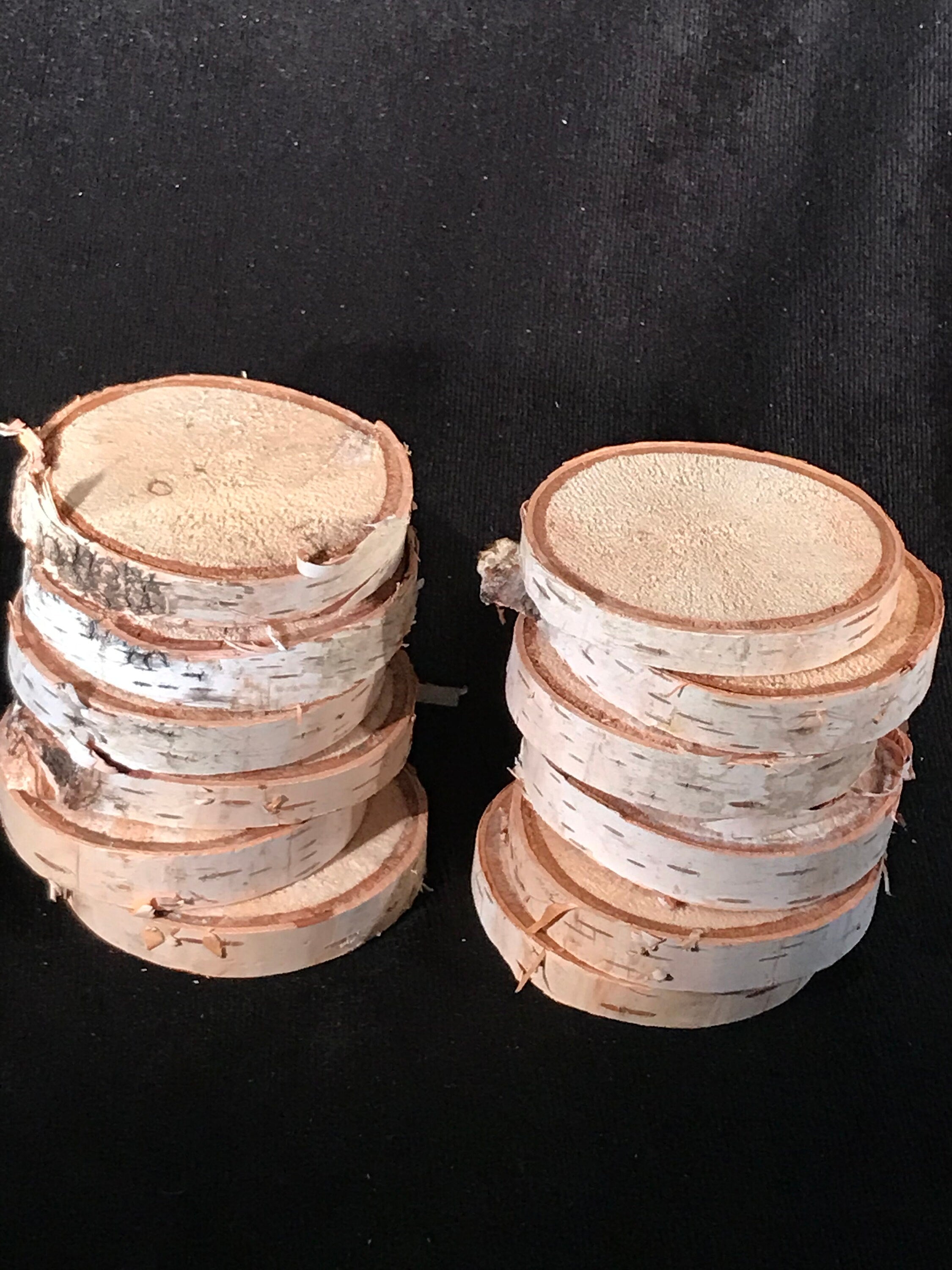 White Birch slices, 12 count, approximately 2 1/2 inches diameter and about 1/2 inch thick