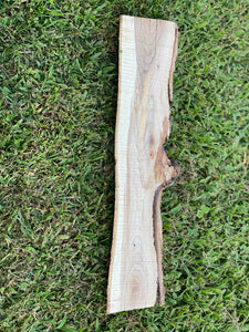 Long Hickory Burl Slice, 1 Count, Approximately 17.5 Inches Long by 5 Inches Wide and 1/2 Inch Thick