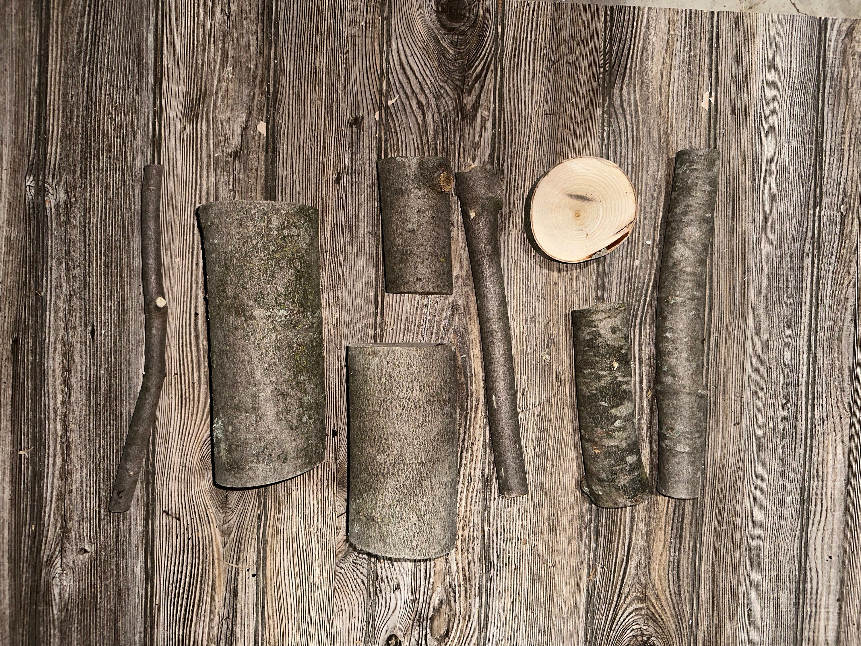 Maple Logs, Maple Wood Ends and Pieces, 12 Count, Approximately 3-11 Inches Long and About 1-4 Inches Diameter